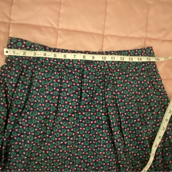 Gap Pattern Skirt Navy/Green/Pink (size 4) - Picture 3 of 5
